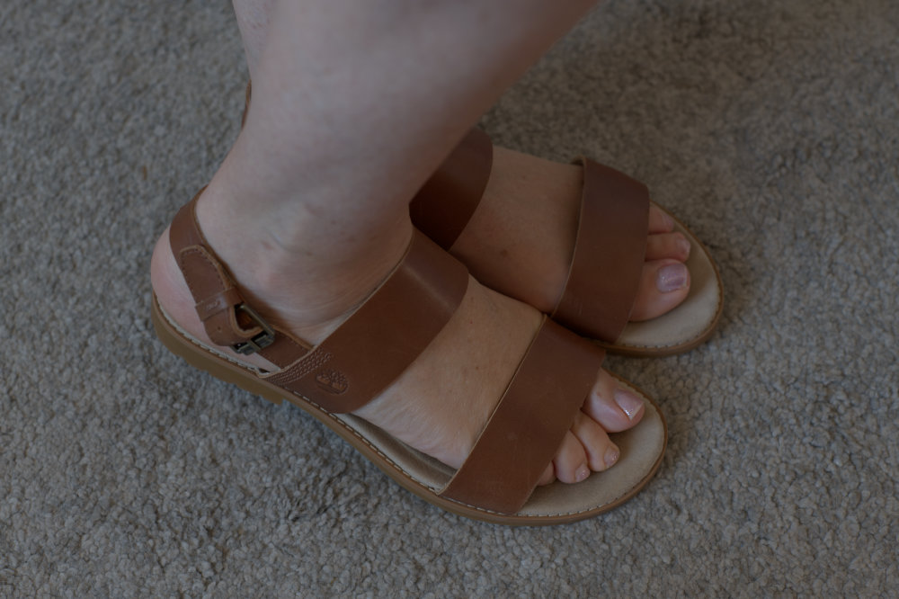 tan timberland sandals
